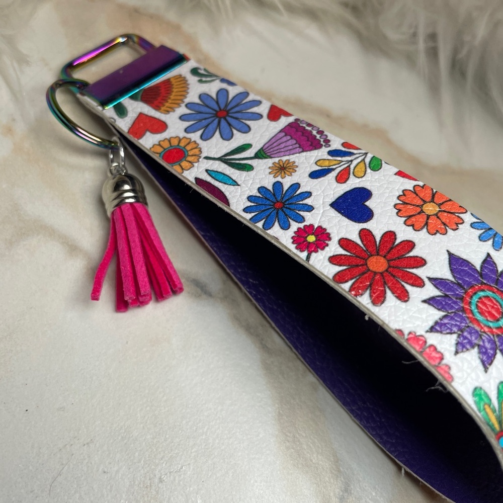 Pink And Purple Keychain Key Fob Wristlet Toggle For Backpack - Picture 6 of 7
